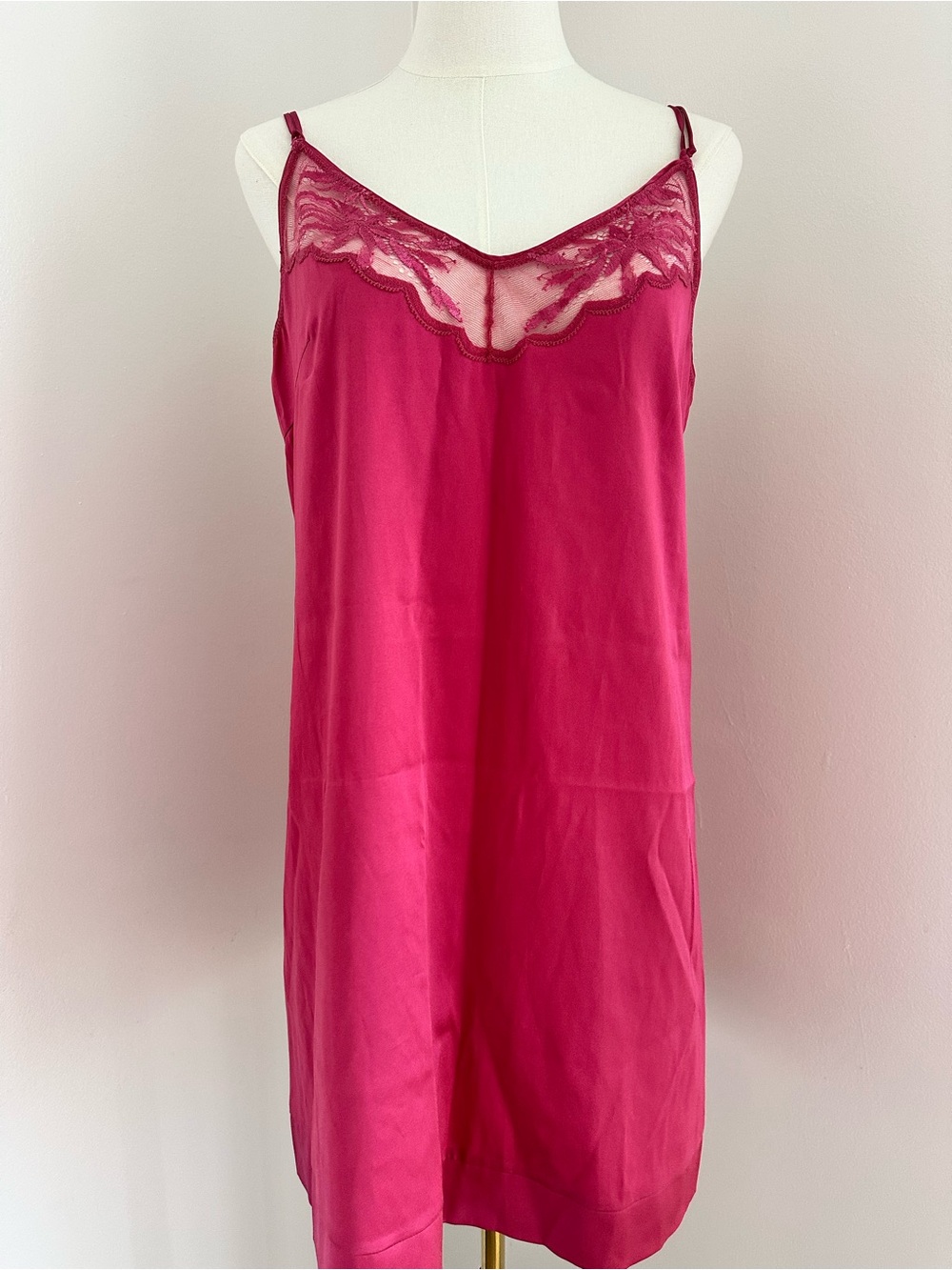New💗La Perla Silk Vibrant Pink Chemise with Lace #015